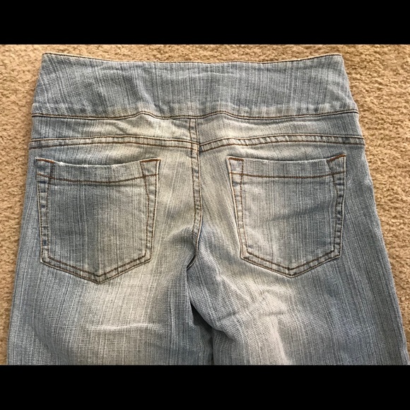 SALE!  BOOM BOOM Cropped WIDE Leg RHINESTONE JEANS 5 - Picture 7 of 8